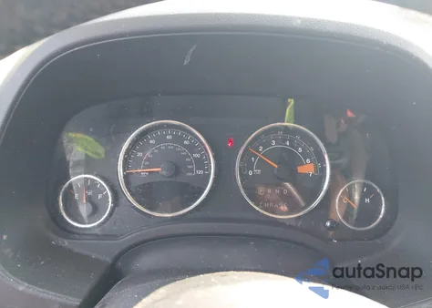 2016 Jeep Compass Latitude из США, поврежденный, VIN 1C4NJDEB7GD762510